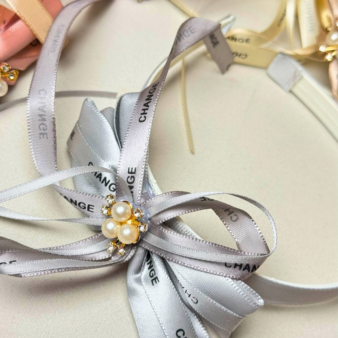Glossy silk hair band β elegant headwrap for sleek hairstyles