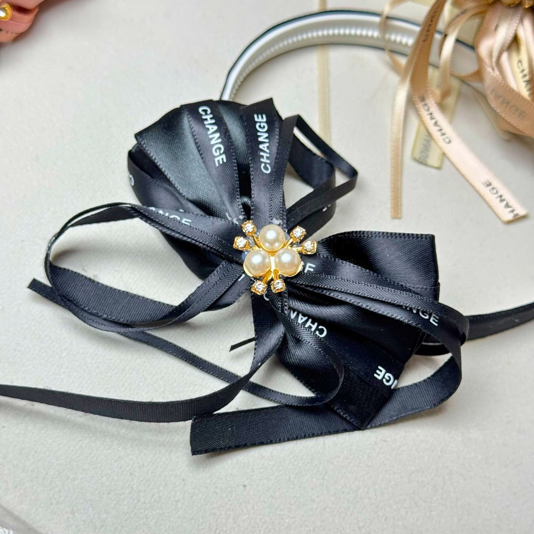 Thin black hair band β classic style for everyday hair control