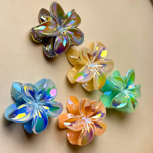 Floral shiny hair clutcher with glitter – perfect for parties or festive hairstyles